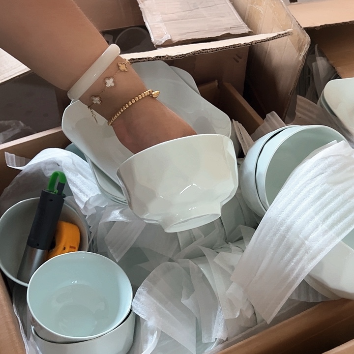 正品青玉钻石5英寸碗10只