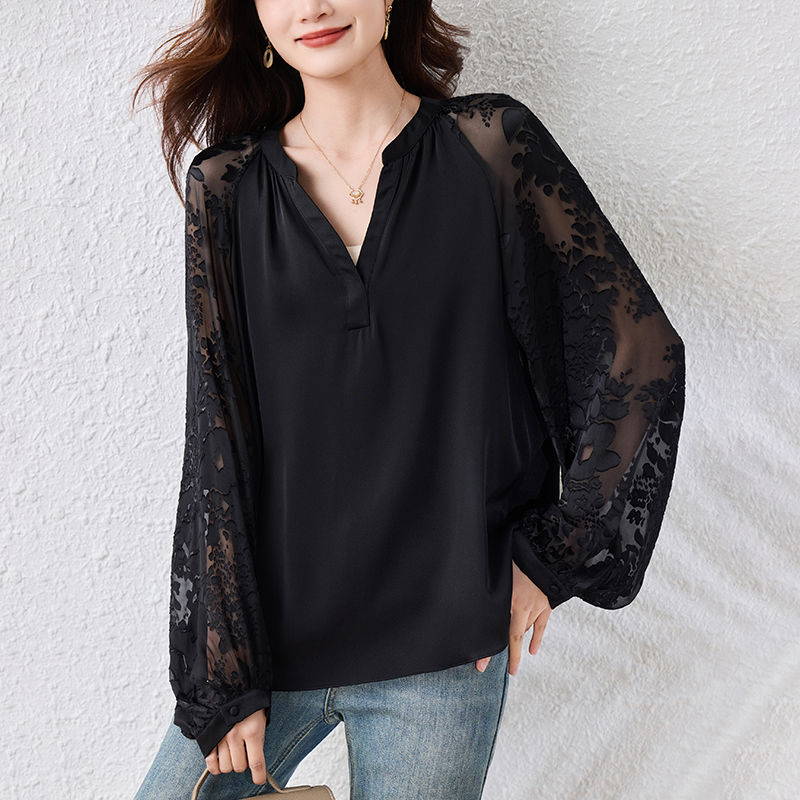 2025年春季新款法式气质v领胖MM烧衬衫上衣女