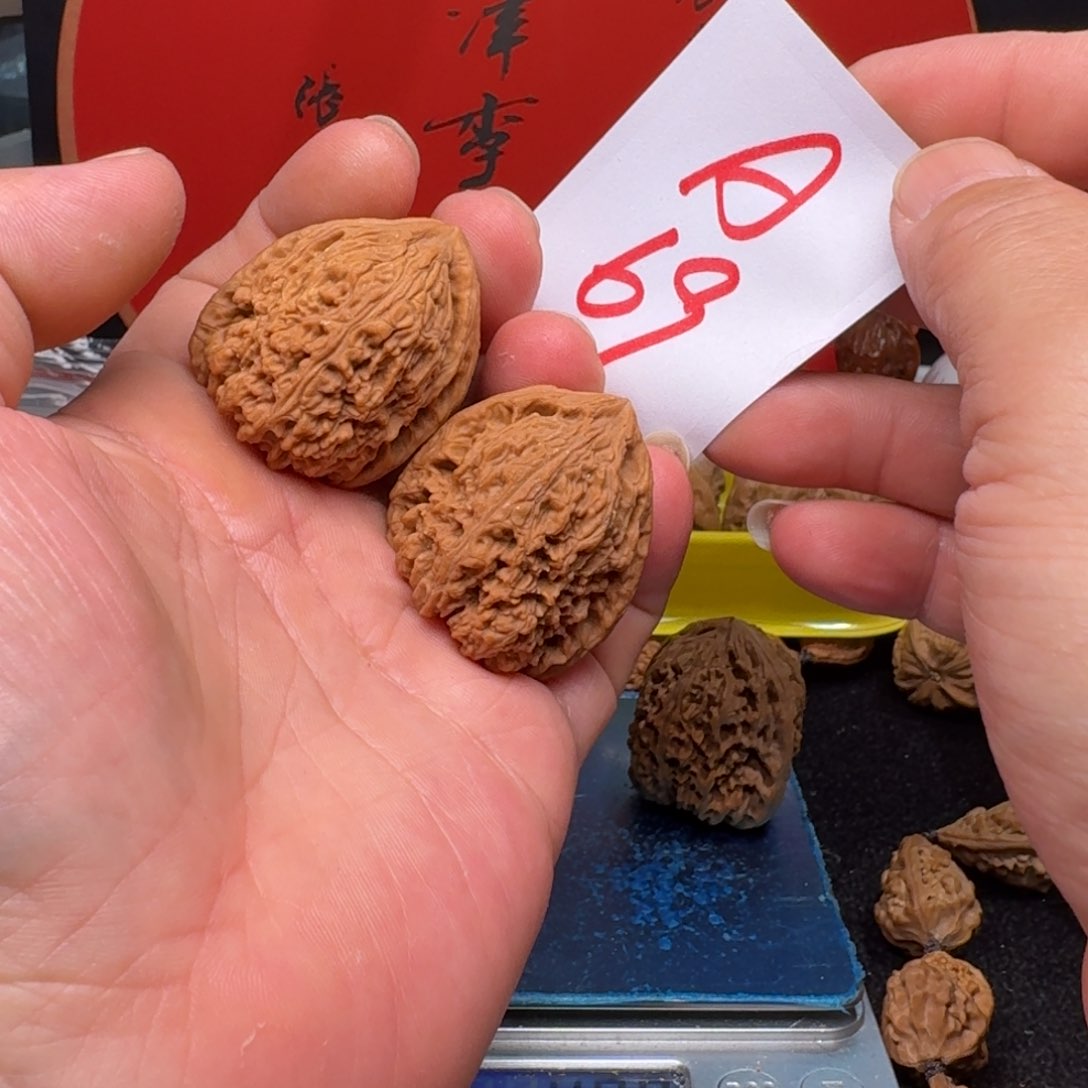 文玩核桃把件35三角将