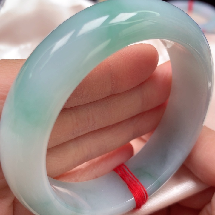 翡翠手镯未镶嵌冰胶蓝花轮胎19号