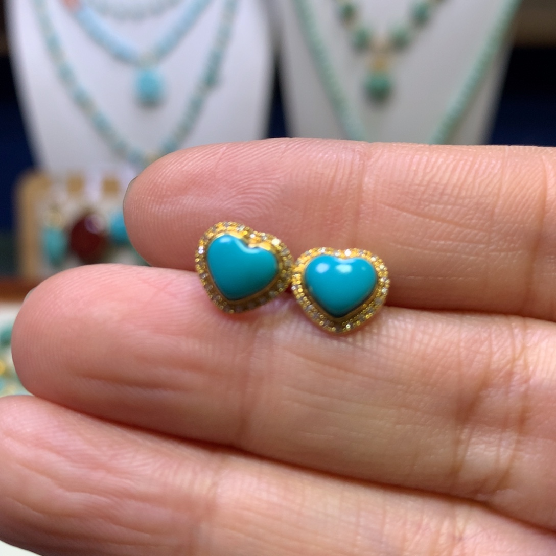 绿松石18K金镶嵌耳饰