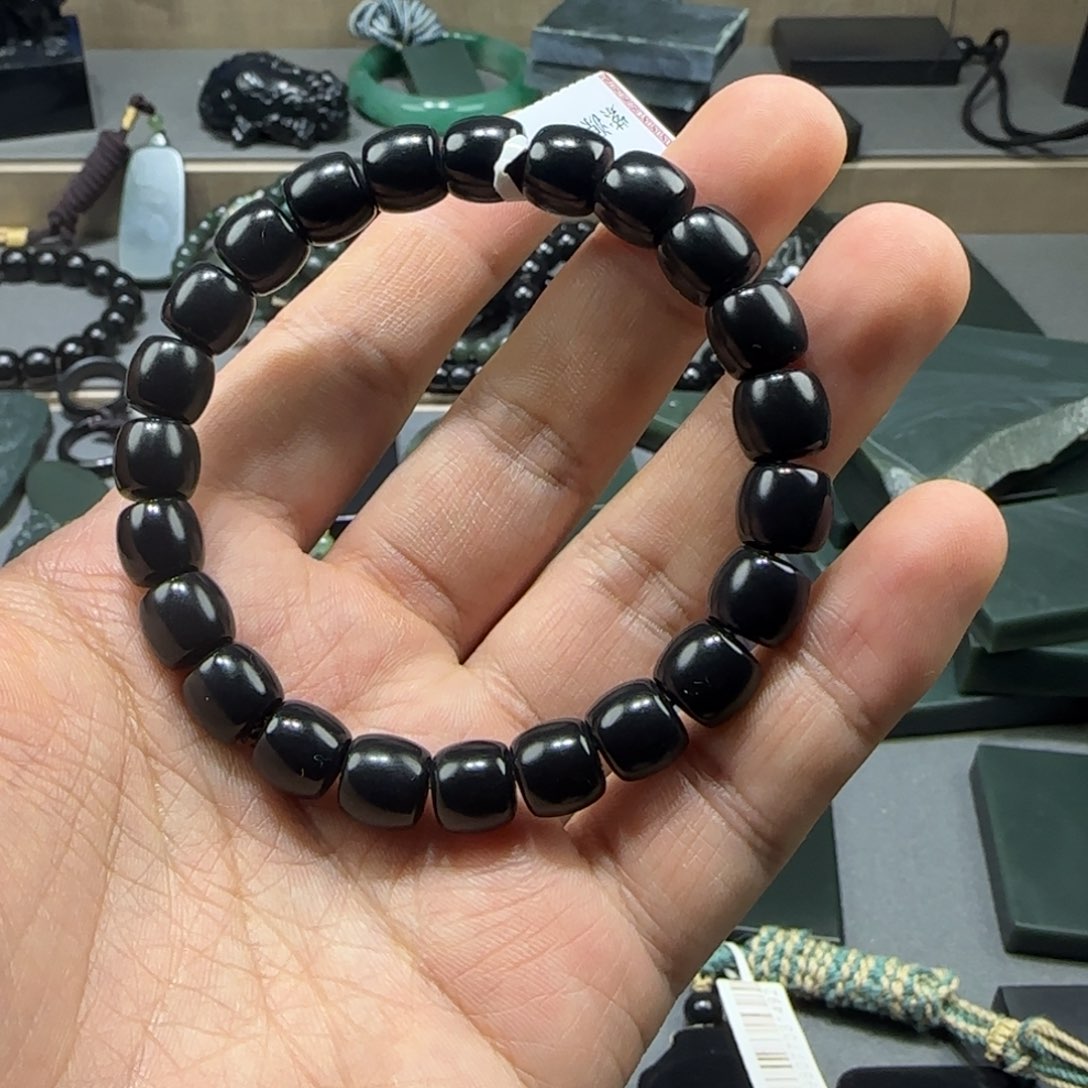 和田玉（墨玉）手串未镶嵌