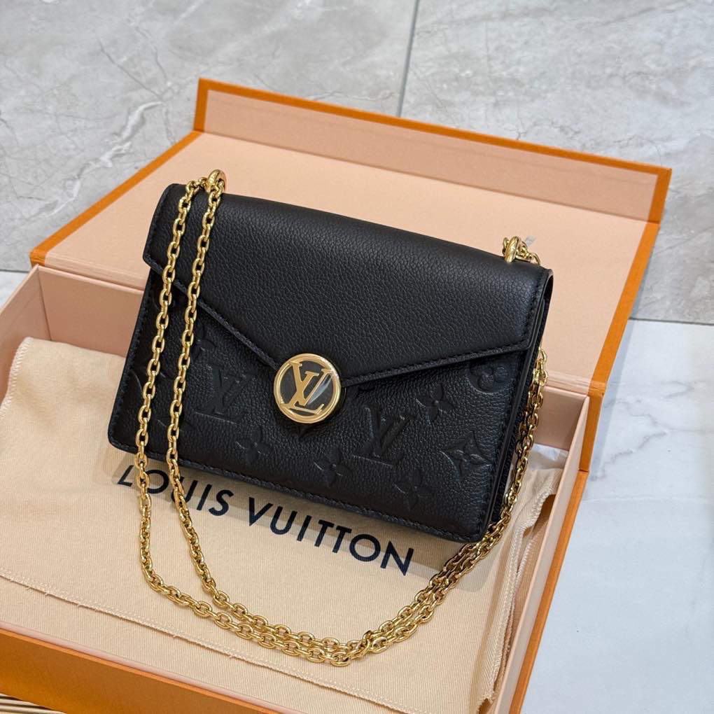 未使用 LouisVuitton/路易威登 黑金全信封链条包 芯