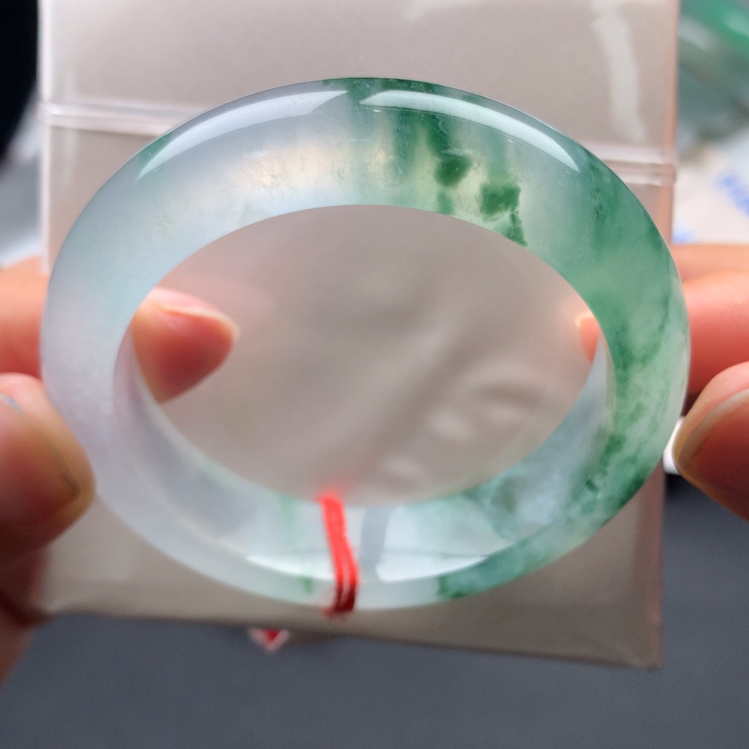 翡翠未镶嵌手镯51.1正圈