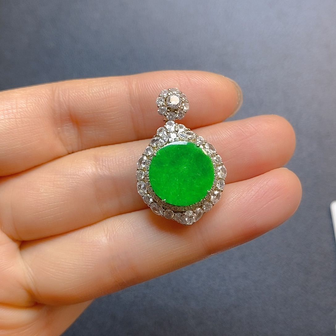 翡翠银S925镶嵌颈饰