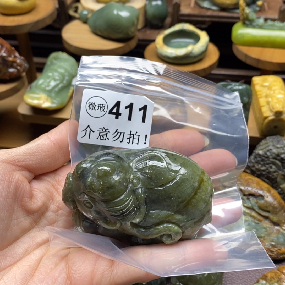 未镶嵌岫岩河磨玉（透闪石质玉）把件霍***霍