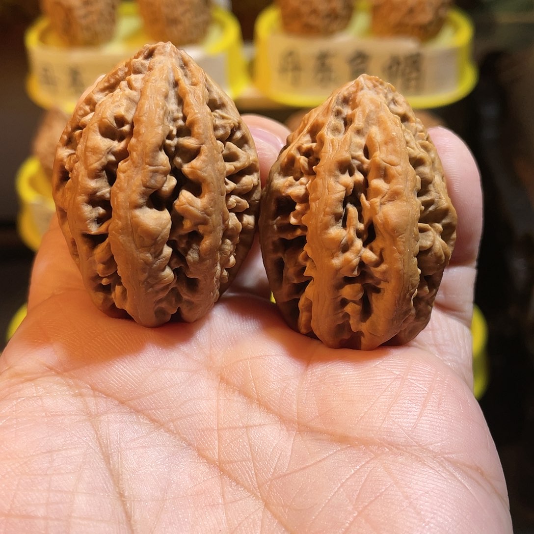 吊坠文玩核桃虎头