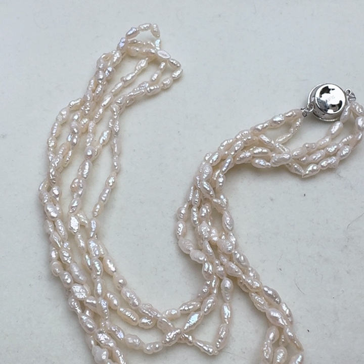 淡水珍珠颈饰未镶嵌