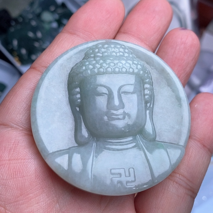 翡翠吊坠(赠链)未镶嵌出人头地