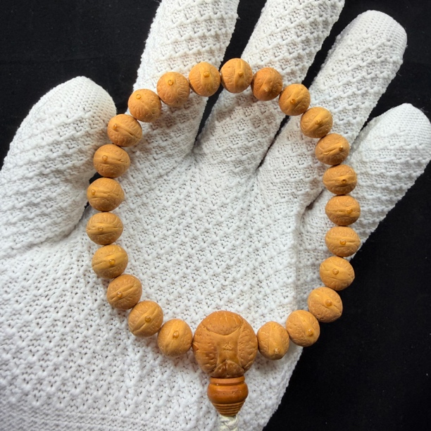 10.5mm矮圆实心尼泊尔凤眼菩提手串玉化皮质一物一图