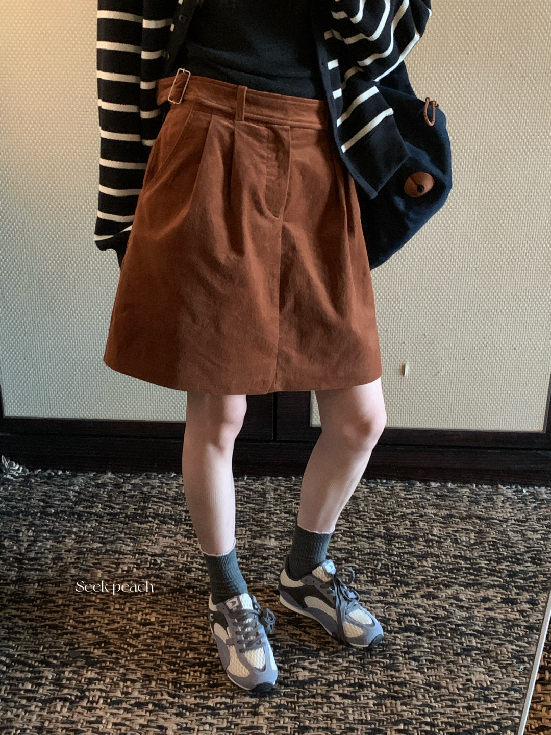 复古小众绒面设计感半裙2025秋冬新款显瘦高腰百搭高级