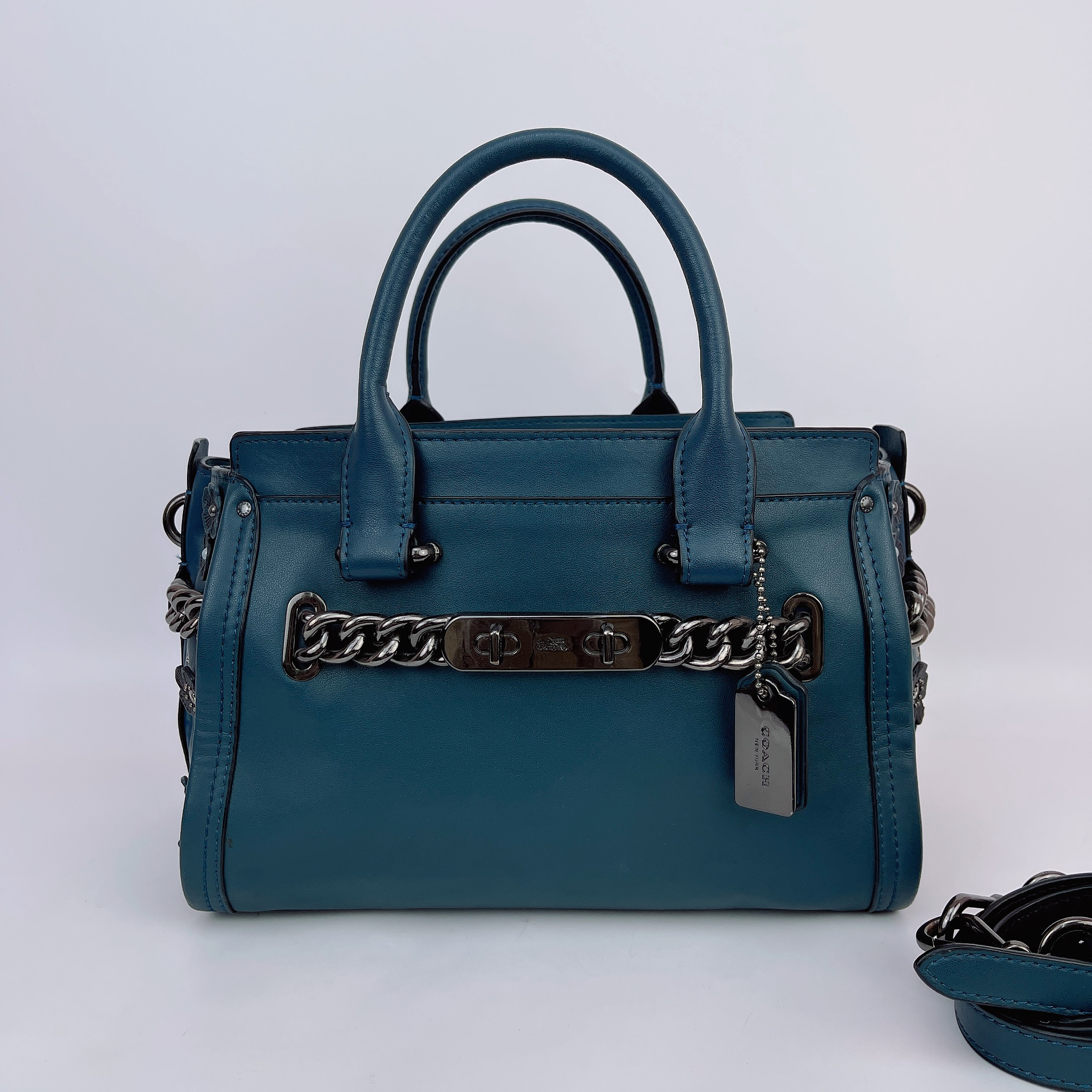 95新 COACH/蔻驰 蔻驰 蓝色牛皮手提单肩包底长27 M565