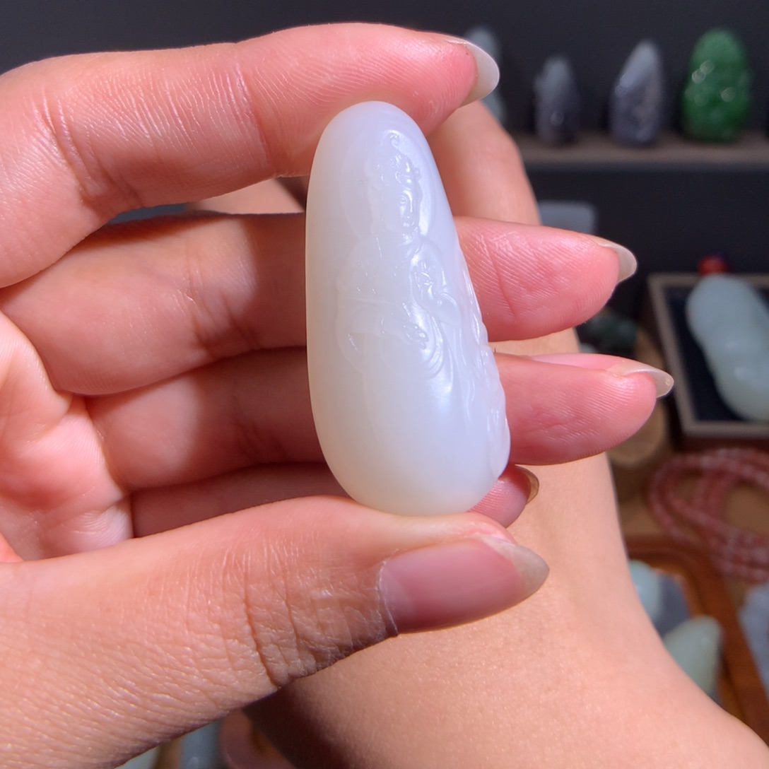 和田玉颈饰未镶嵌