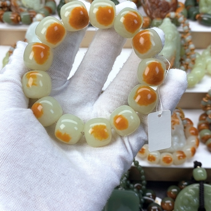 【闪购商品】透闪石质玉手串未镶嵌包**胖