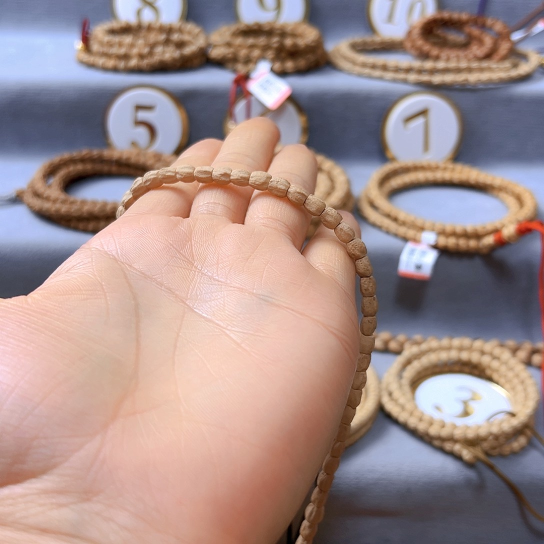 柏香籽/百香籽手串李*城