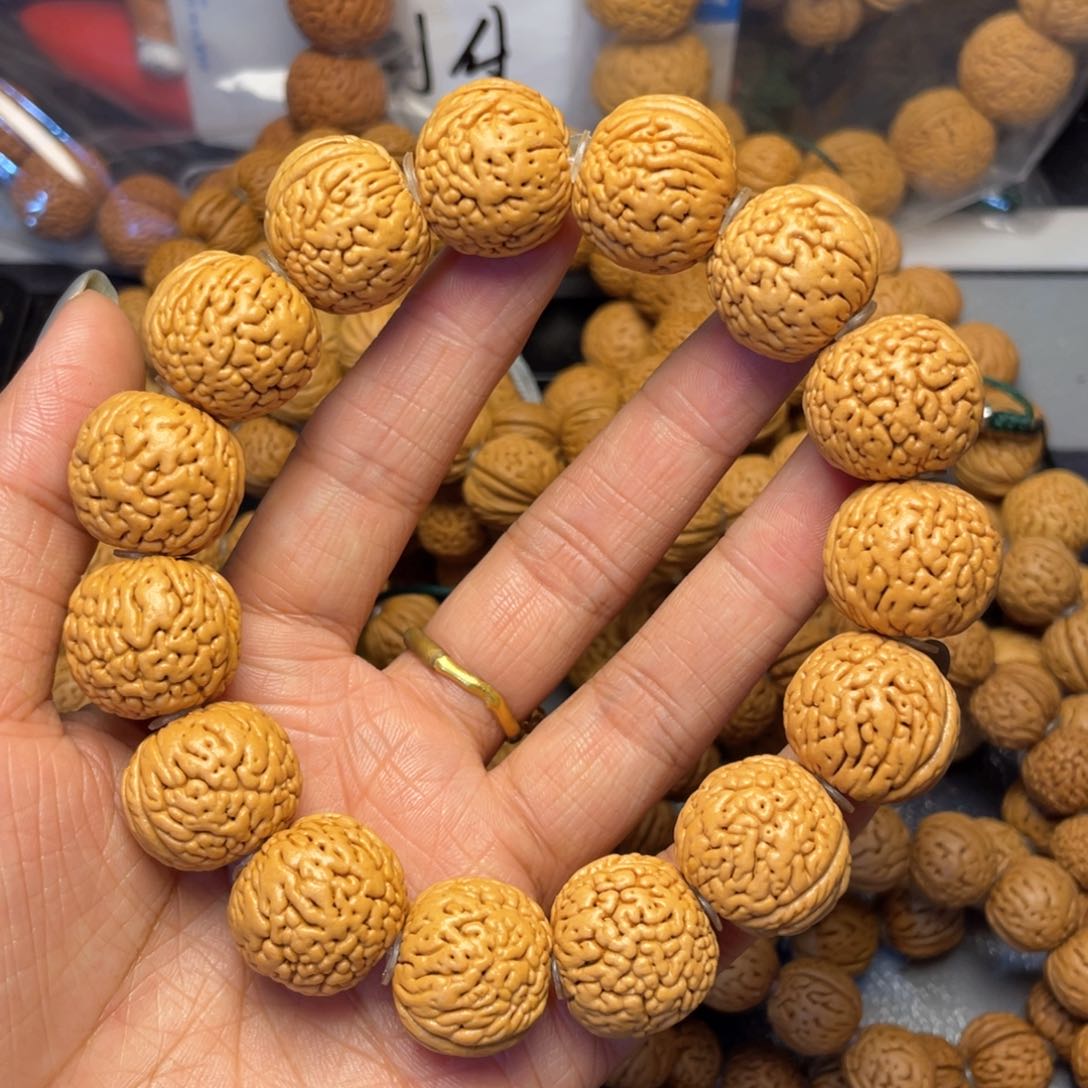 手串桃核19.2盘锦肌肉手串