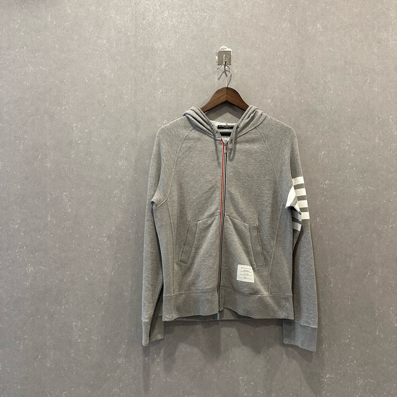 99新 THOMBROWNE 经典四条纹拉链连帽卫衣 2码/003416