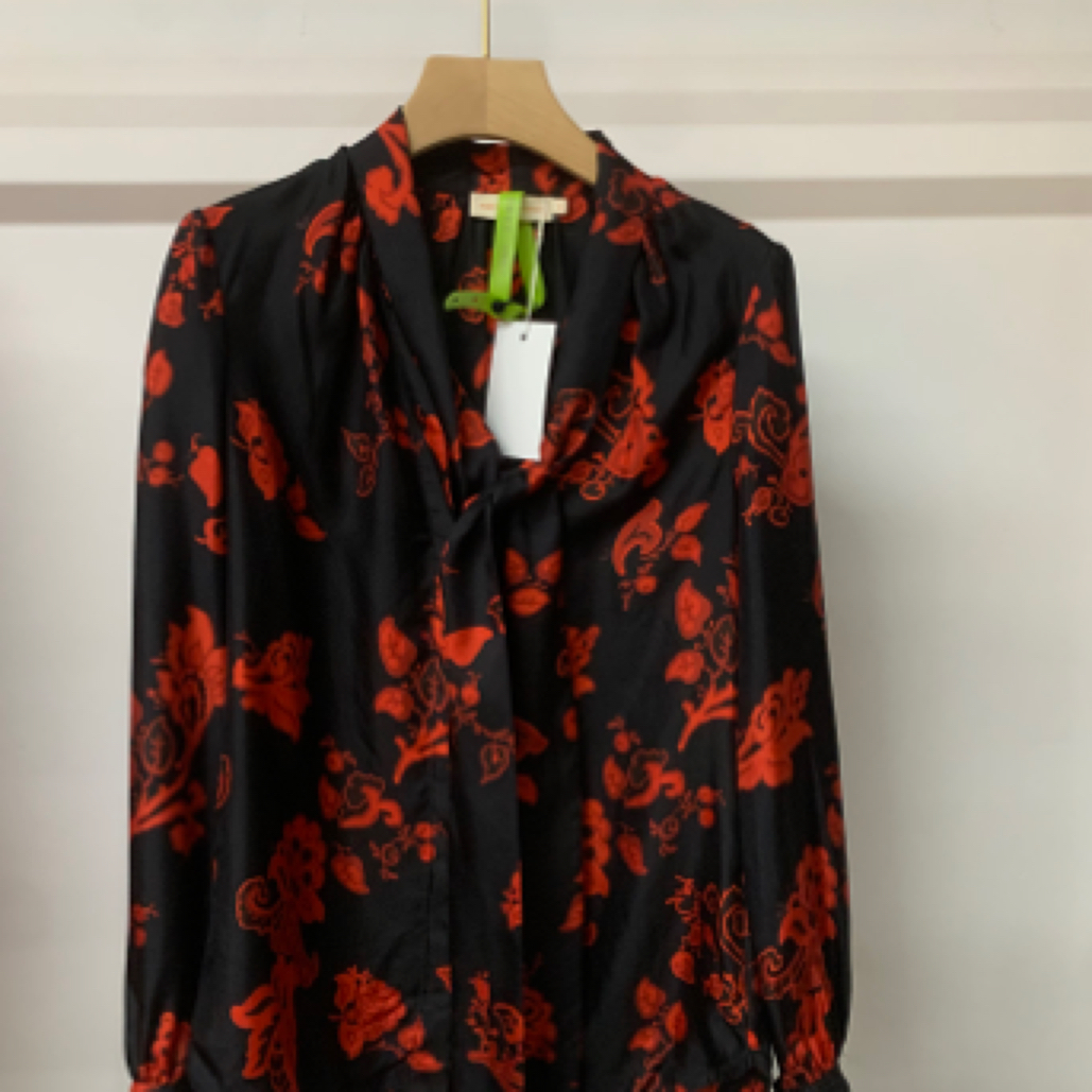 99新 TORY BURCH/汤丽柏琦 黑色印花飘带衬衫/2码/C00821