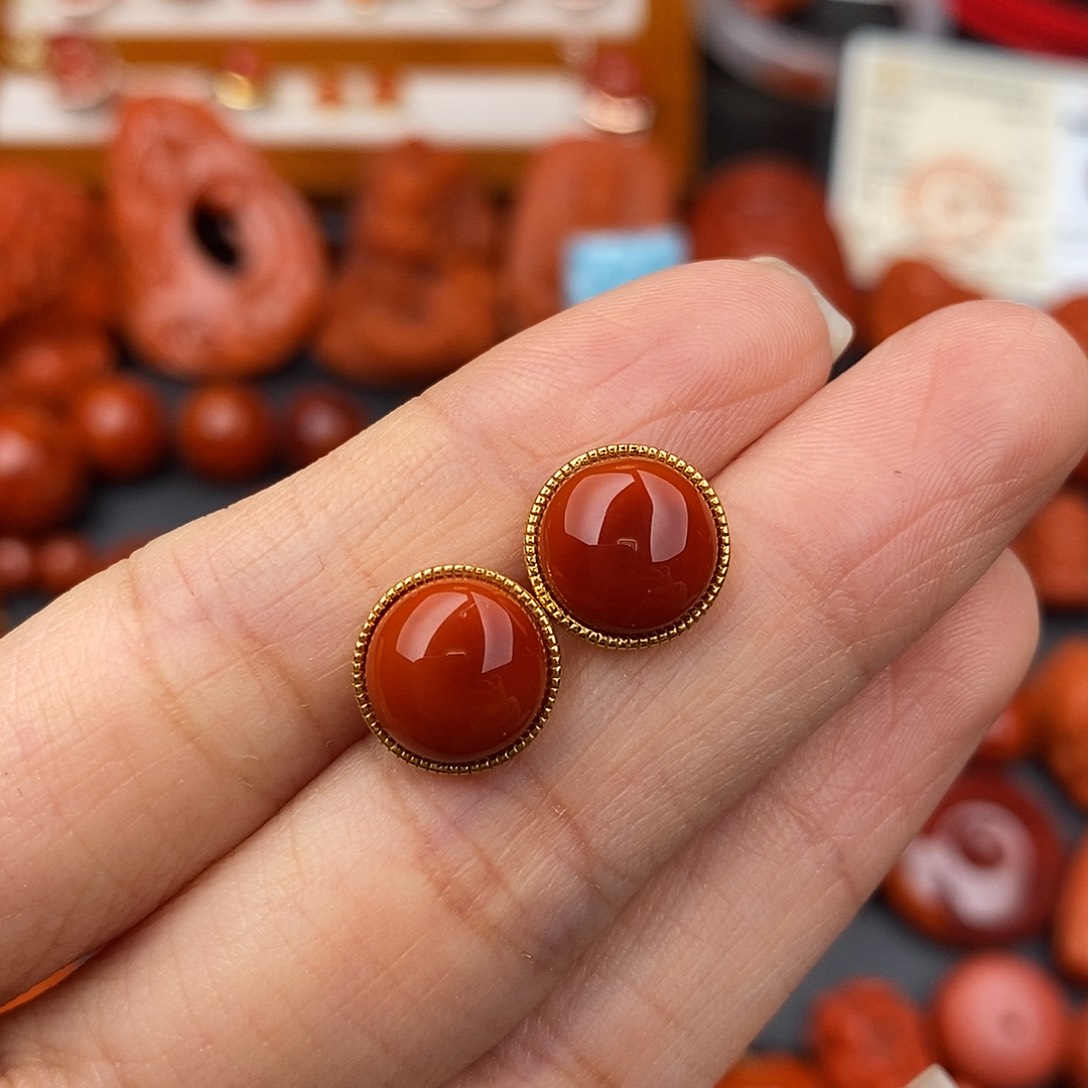 南红玛瑙四川凉山瓦西耳钉银S925镶嵌