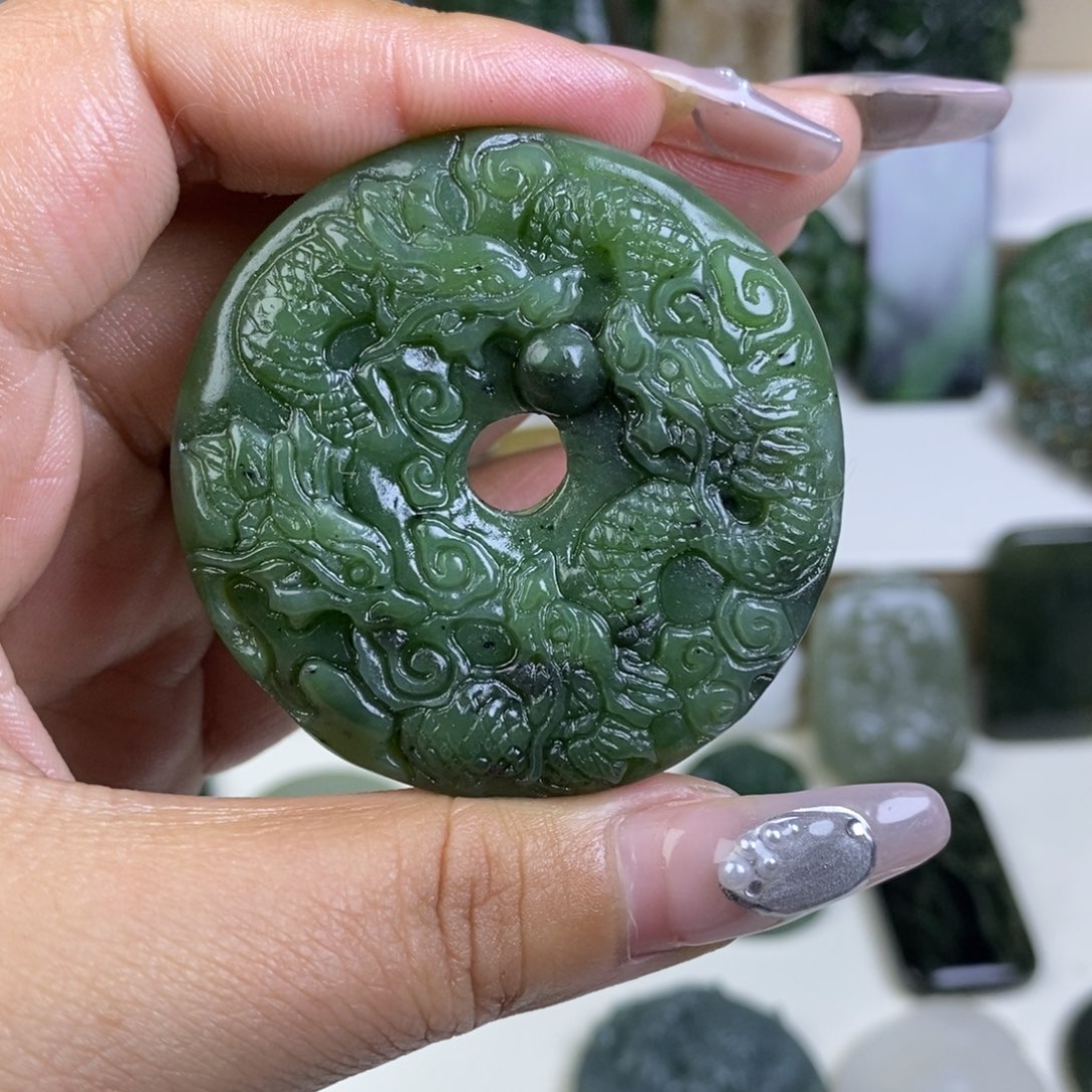 和田玉吊坠未镶嵌