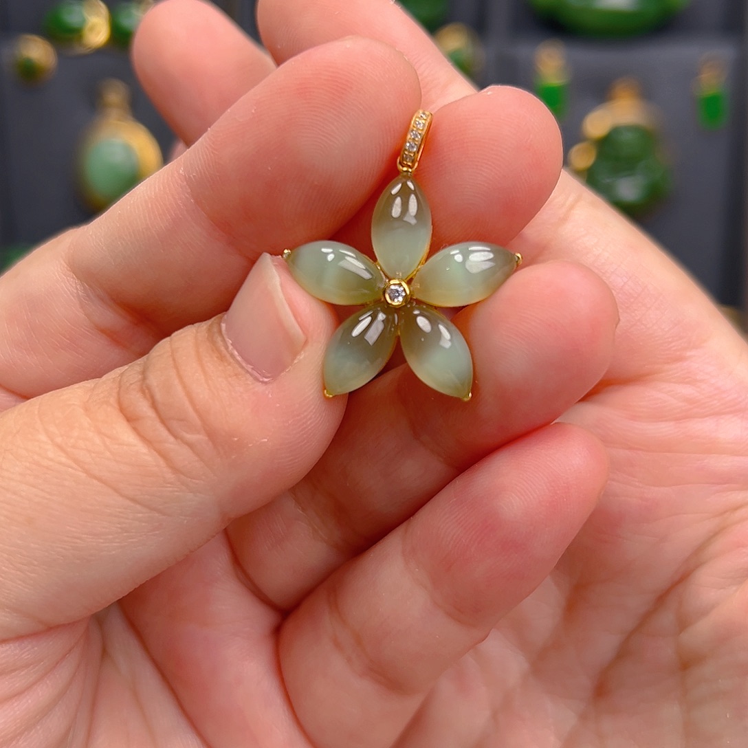 和田玉（碧玉）18K金镶嵌吊坠(不含链)