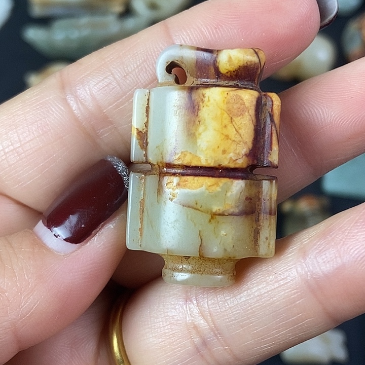 和田玉（糖玉）挂件未镶嵌