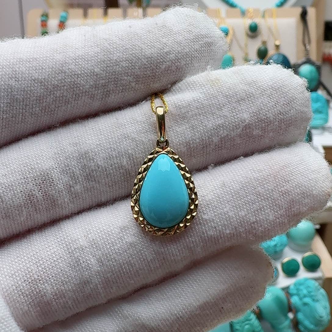 绿松石珠宝奇石18K金镶嵌