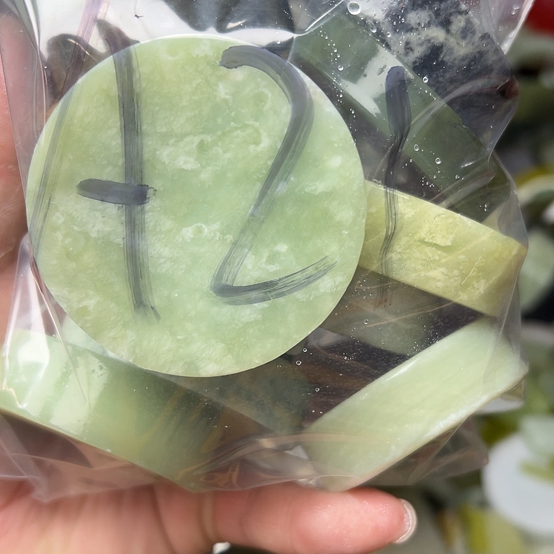 用***6蛇纹石玉未镶嵌鱼缸石 盆景石