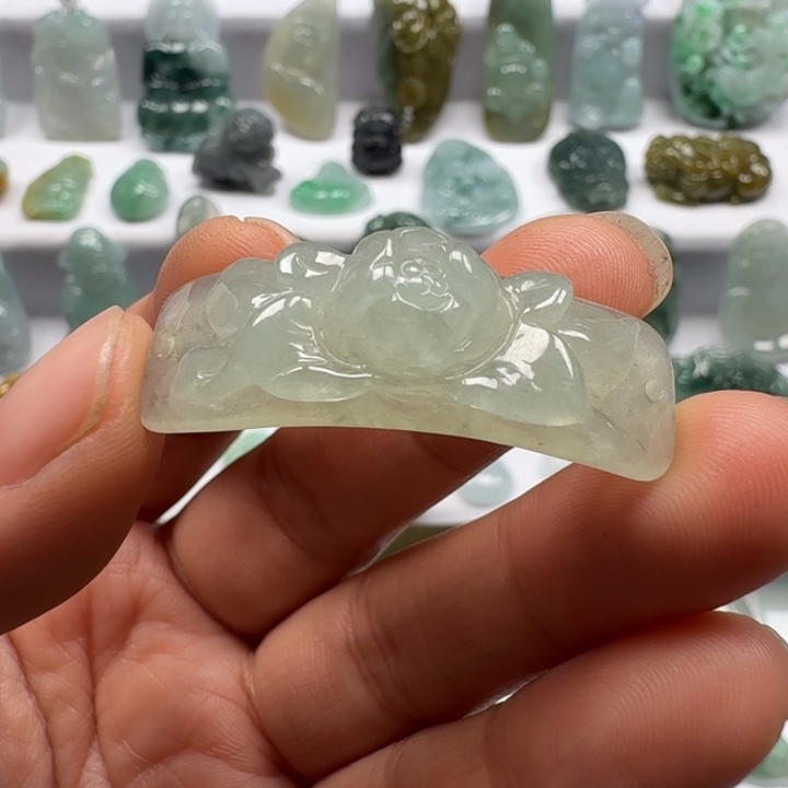 翡翠未镶嵌颈饰翡翠