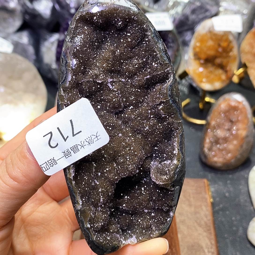 水晶大型摆件（非配饰）未镶嵌