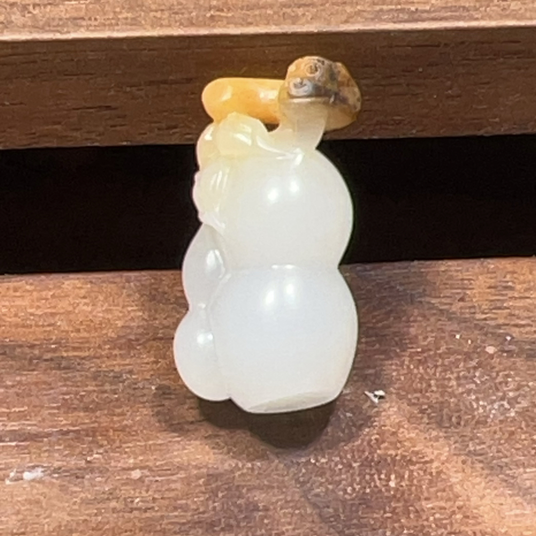 新疆和田籽料葫芦