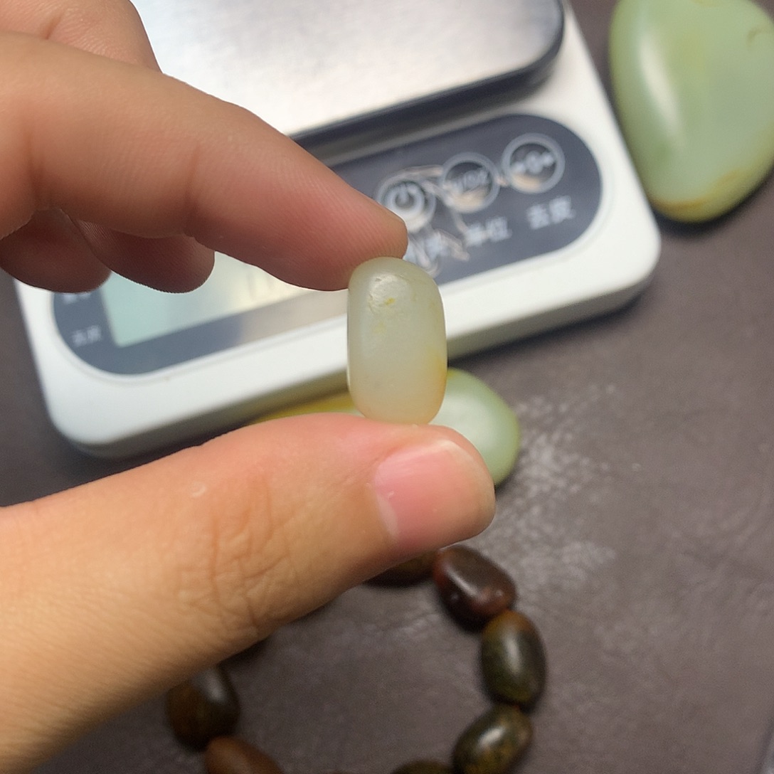 和田玉（糖玉）未镶嵌挂件