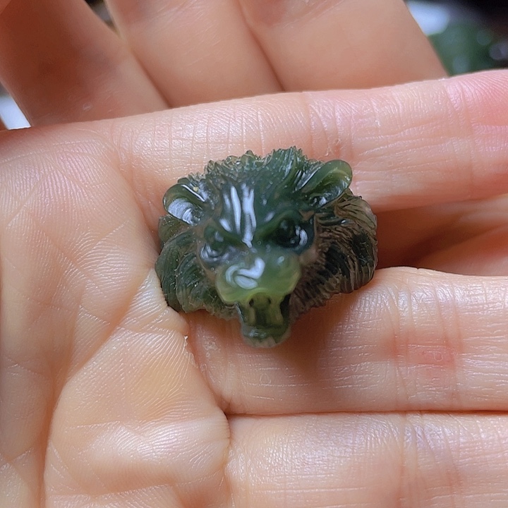 岫岩河磨玉（透闪石质玉）手镯未镶嵌阿*