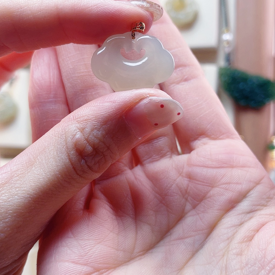 糖****和田玉18K金镶嵌吊坠(赠链)