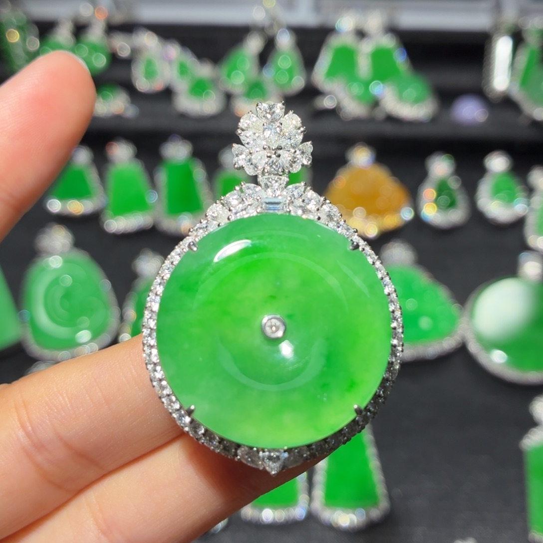 翡翠18K金镶嵌吊坠(不含链)193号