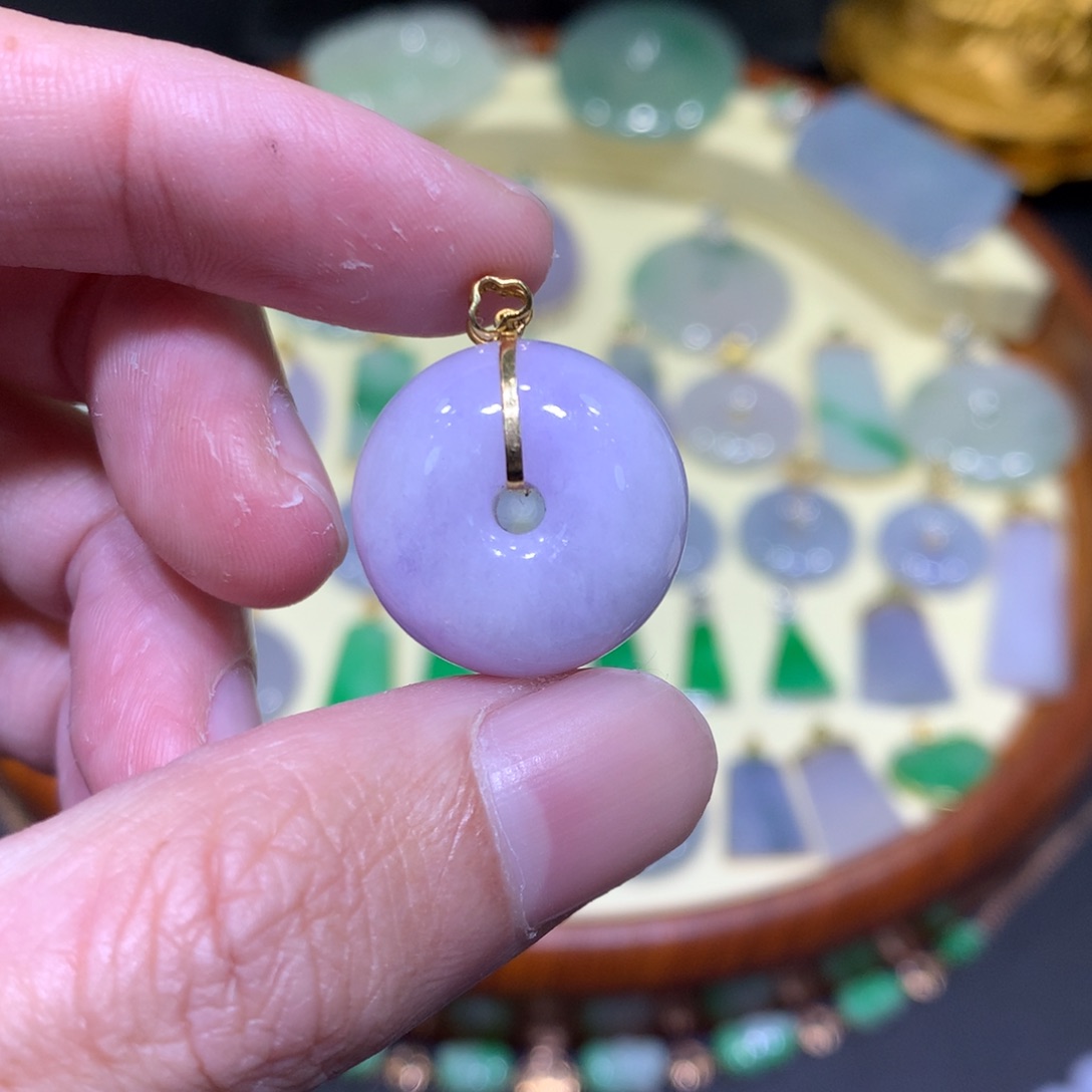 翡翠吊坠(不含链)18K金镶嵌