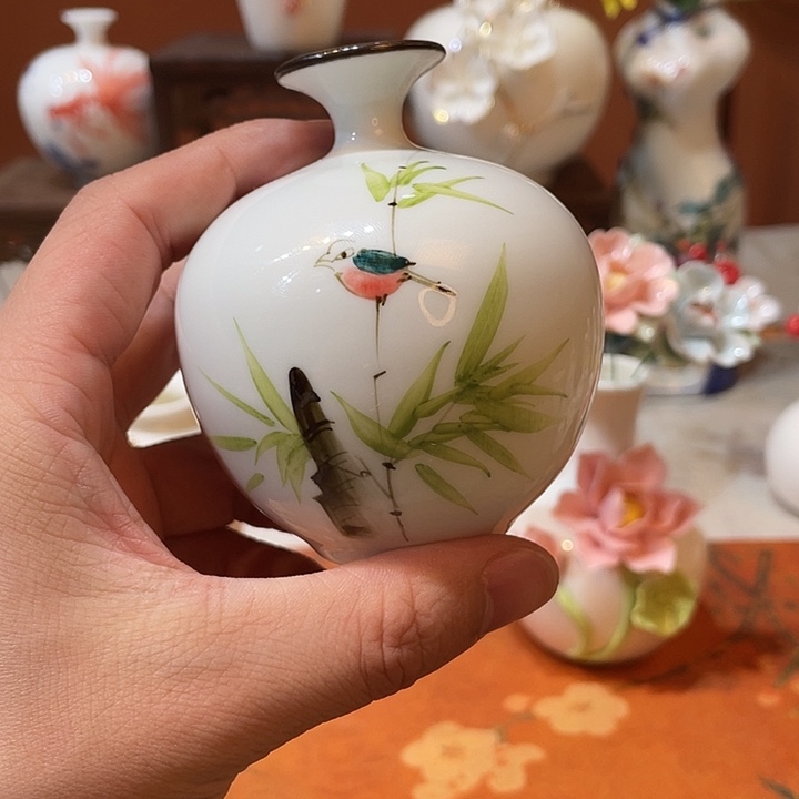 其他手工陶瓷精致摆件