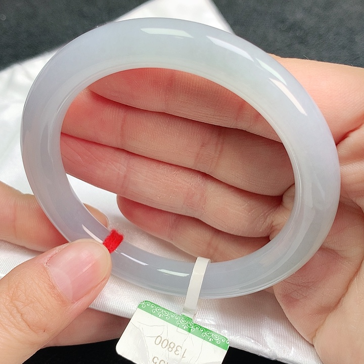 【闪购商品】翡翠手镯未镶嵌5556圈