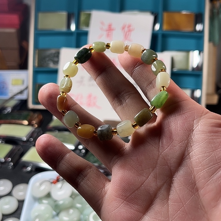 未镶嵌和田玉珠宝半成品