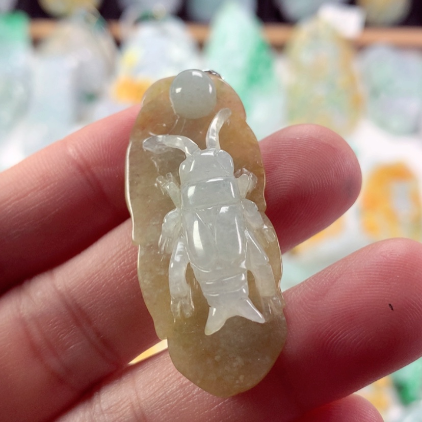 【闪购商品】翡翠吊坠(不含链)未镶嵌