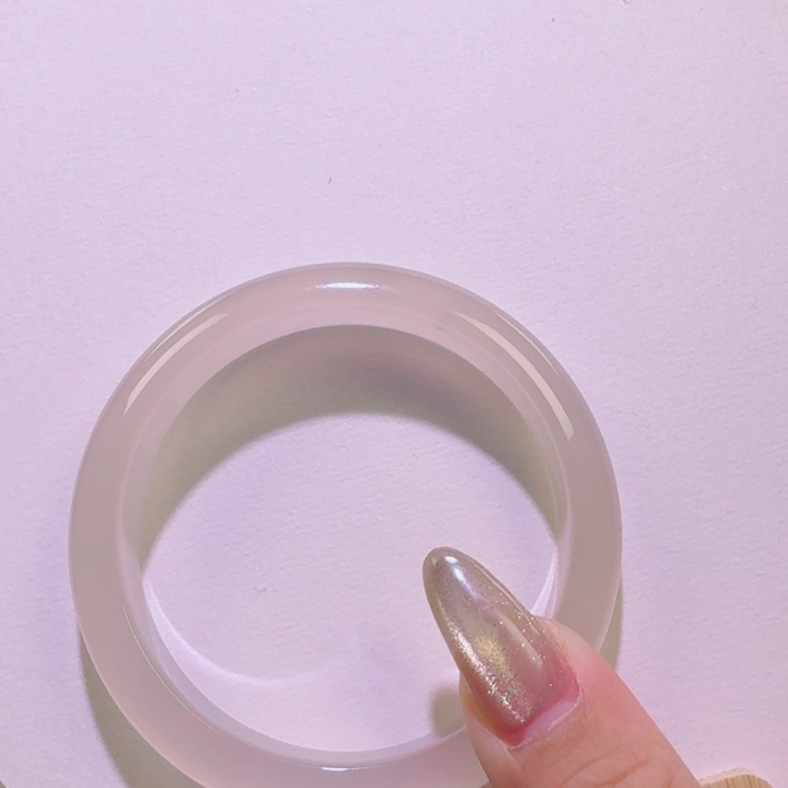 玛瑙/玉髓手镯未镶嵌不**ღ