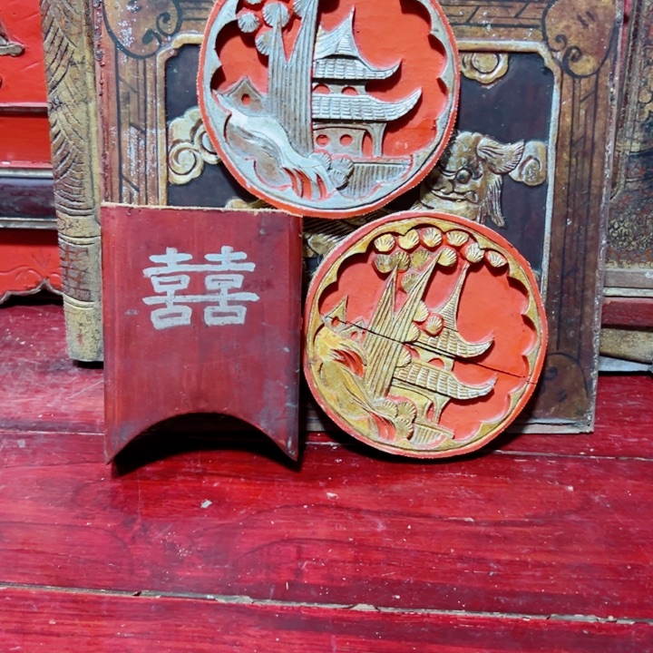 ****玉木木雕工艺品摆件