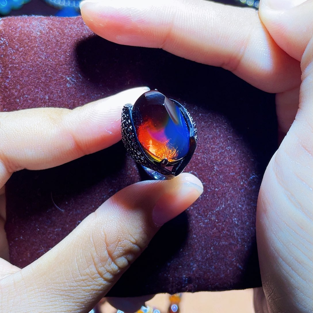 蓝珀裸石银S925镶嵌红蓝额^_^恶魔之眼