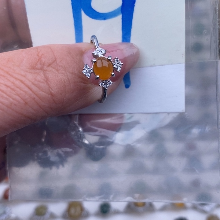 未镶嵌戒指翡翠缅甸