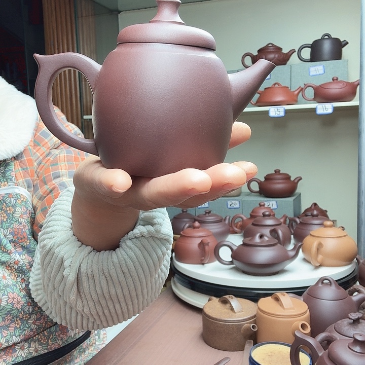 阿***杜紫砂茶壶半手迎福壶