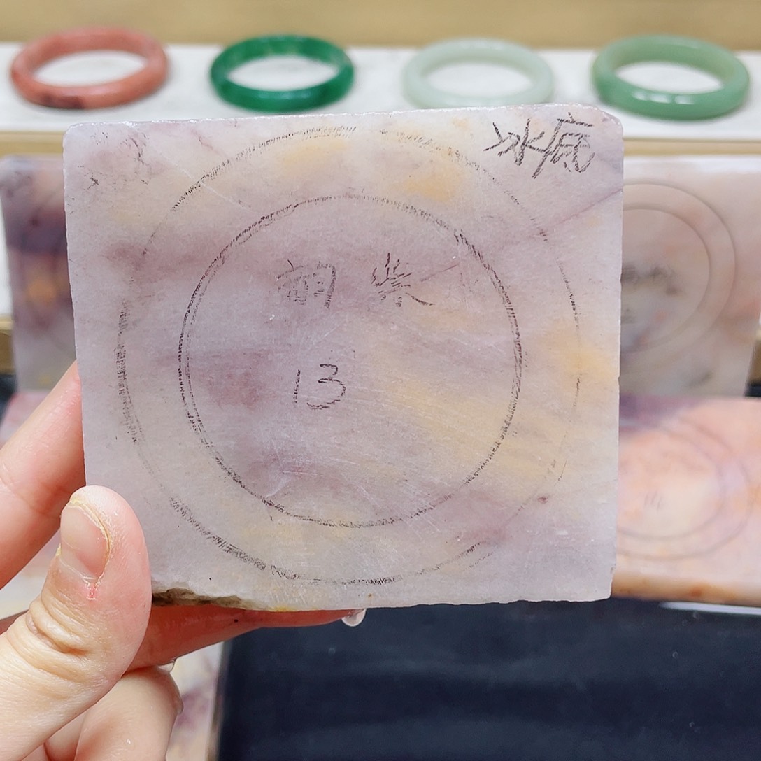 石英质玉手镯未镶嵌定制