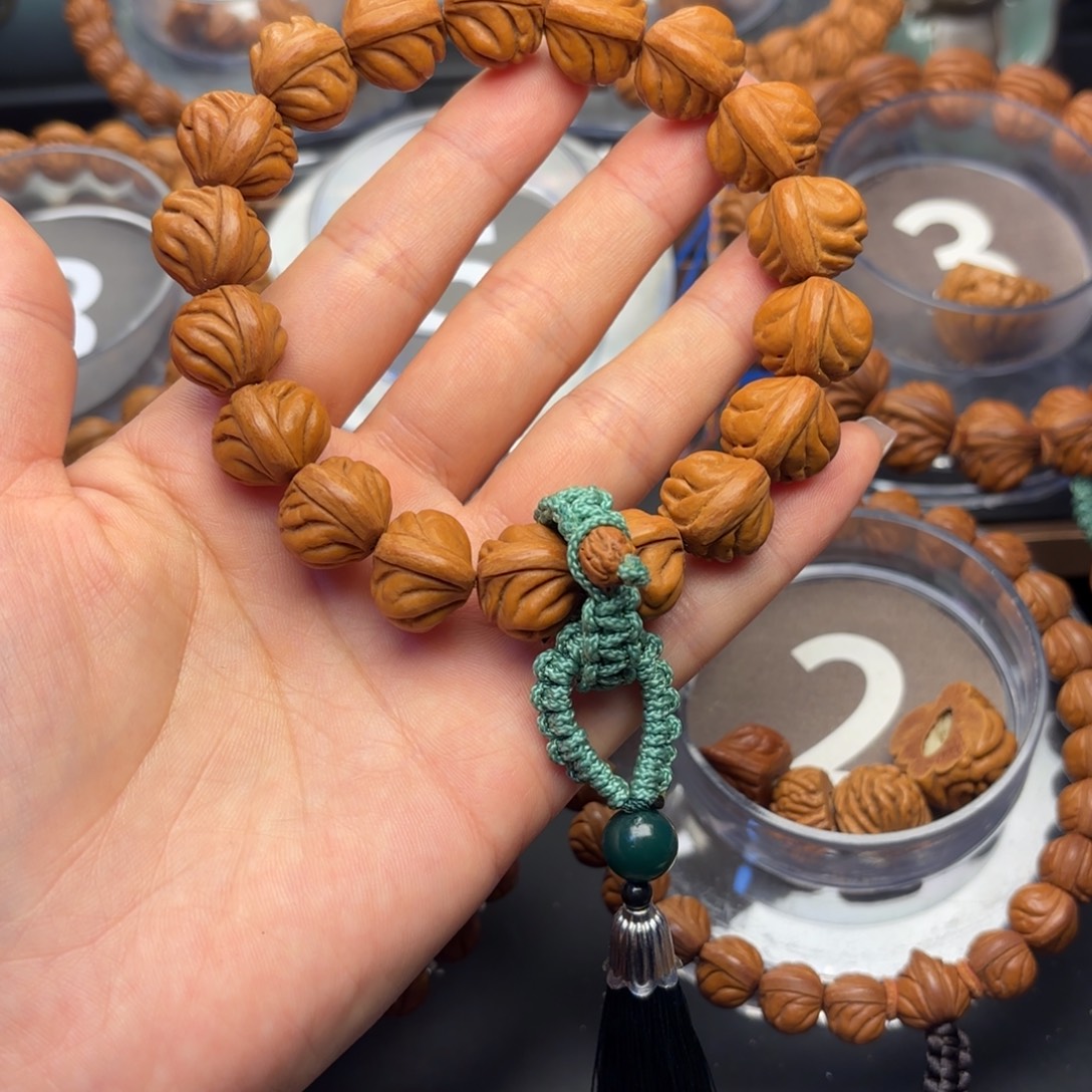 宇***宣吊坠桃核野生大玉龙16尺寸