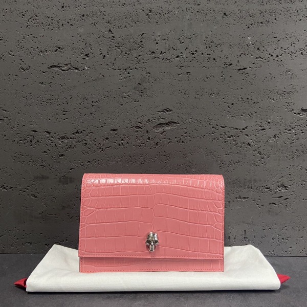 99新/亚历山大麦昆/市场价10800/包包/250220XZ0019