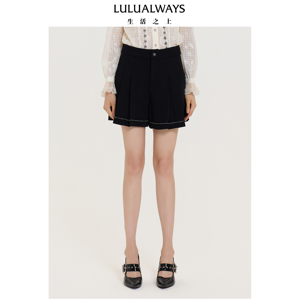 LULUALWAYS【商场同款】25秋季新款黑色百褶钻饰裙摆裙裤时尚短裤