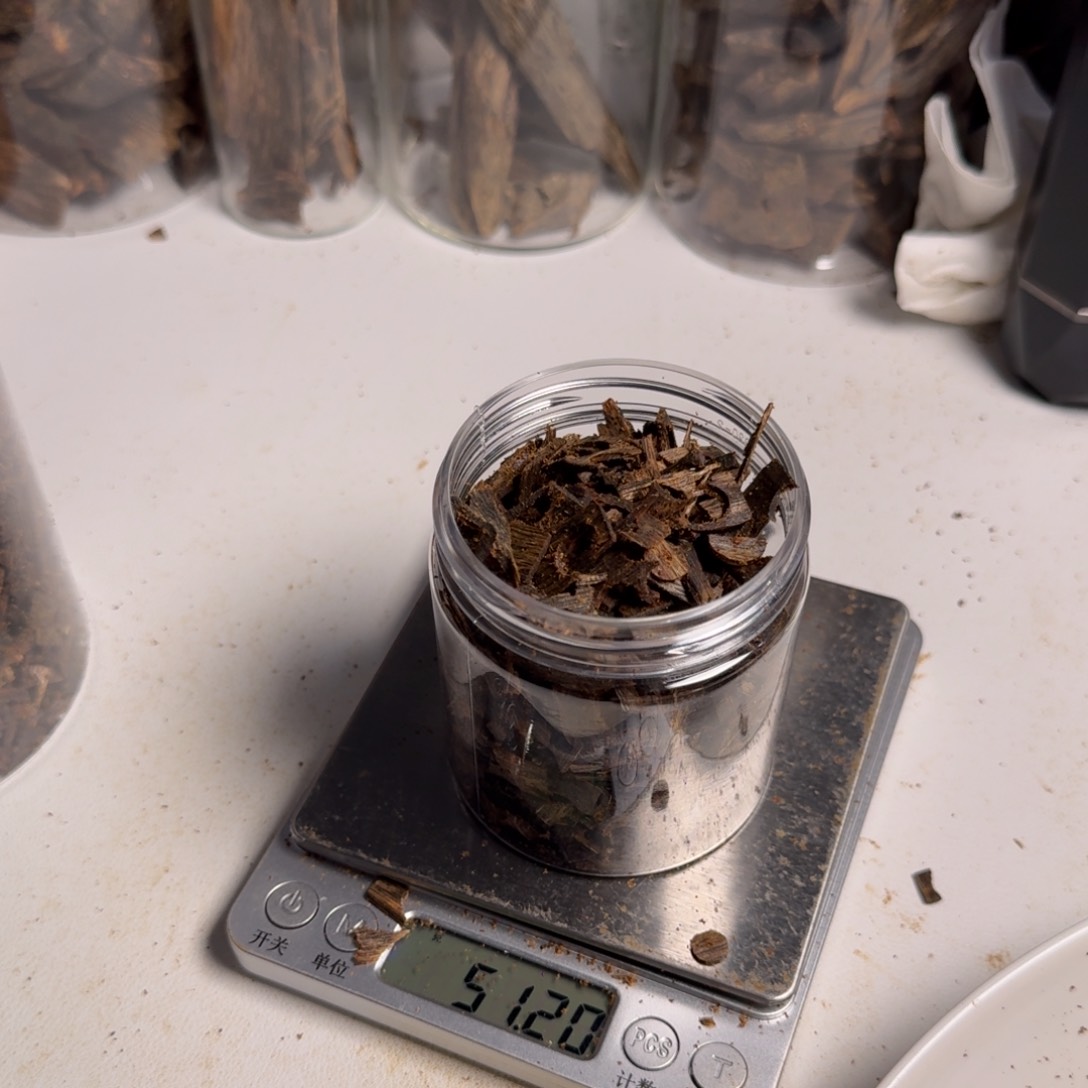 斑纹漆（虎斑木）海南红骨沉水50